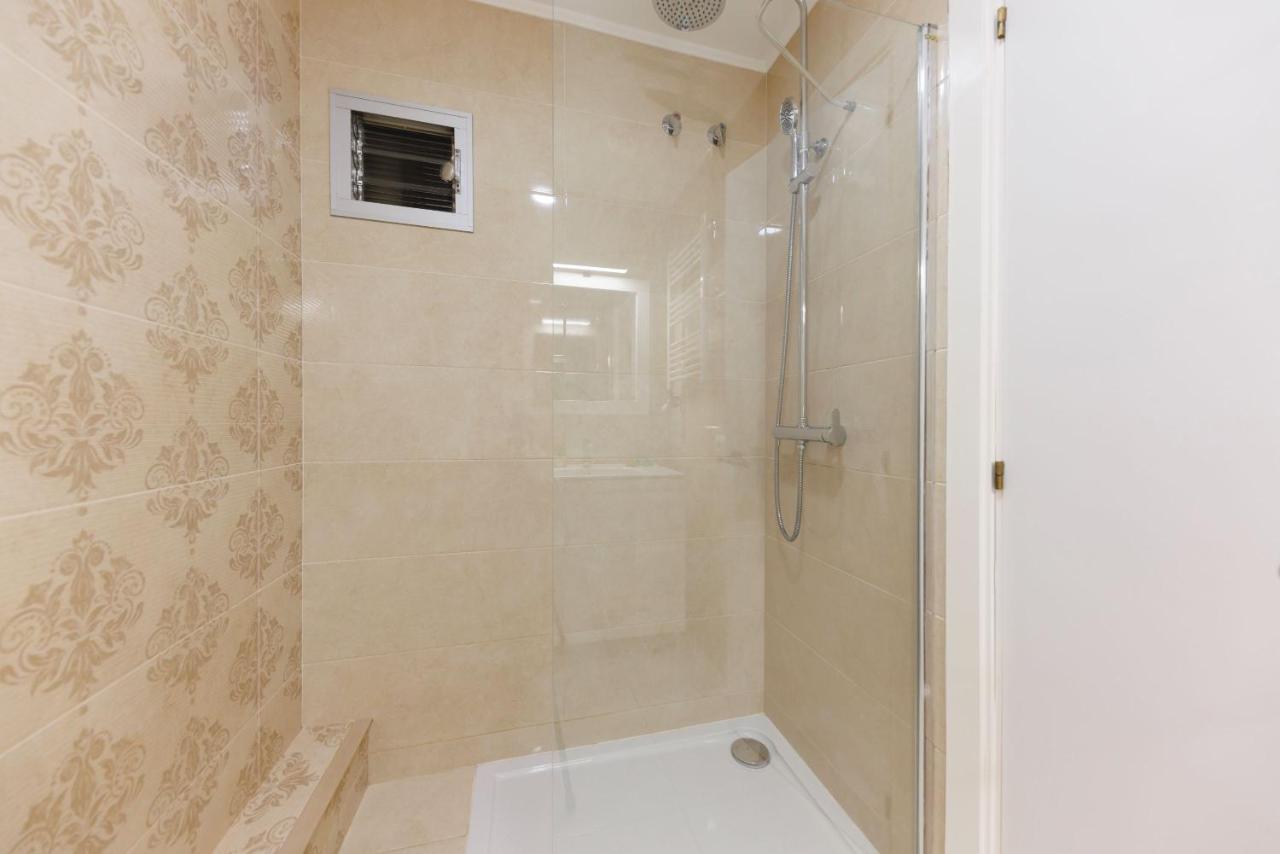 Bravissimo Figuerola, Spacious 3-Bedroom Apartment 지로나 외부 사진