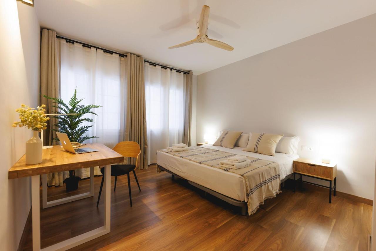 Bravissimo Figuerola, Spacious 3-Bedroom Apartment 지로나 외부 사진
